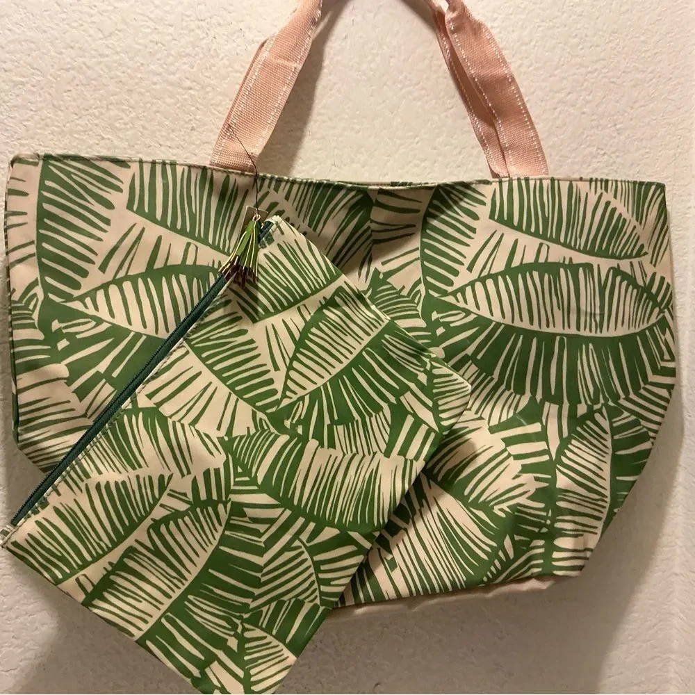 Chico's Green Leaf Pattern Tote with Pouch